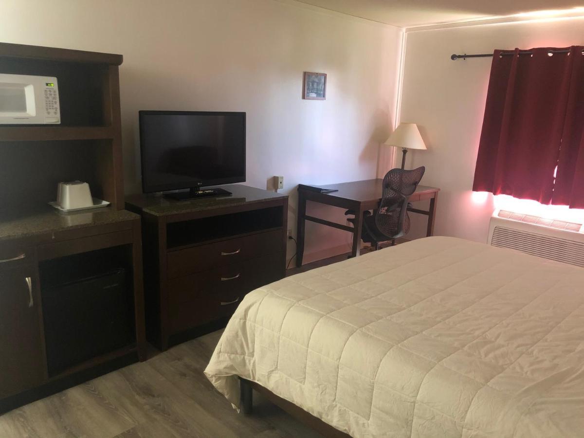 Simple Rewards Inn Shelbina Extérieur photo