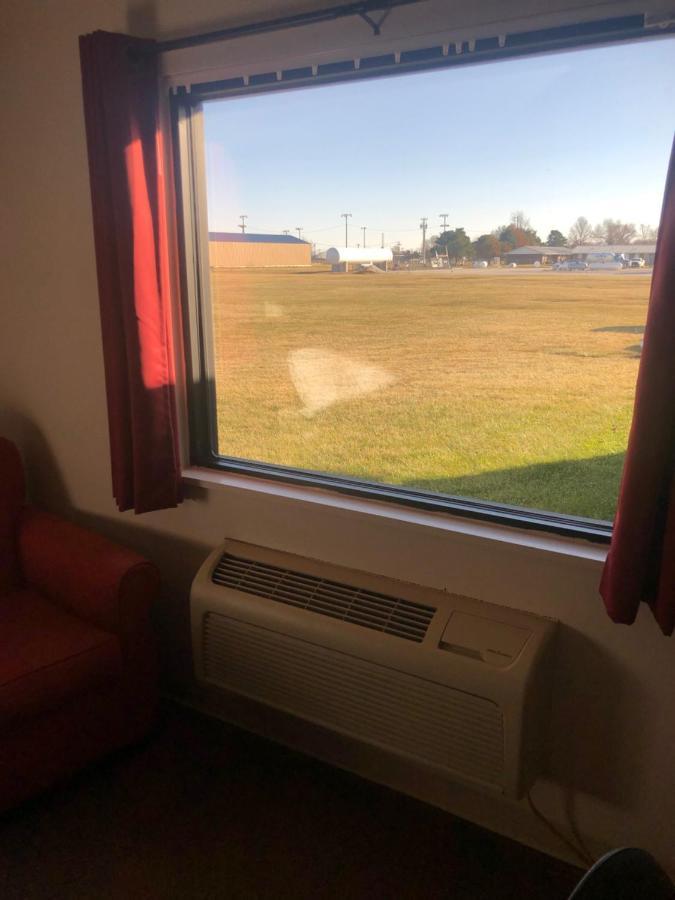 Simple Rewards Inn Shelbina Extérieur photo